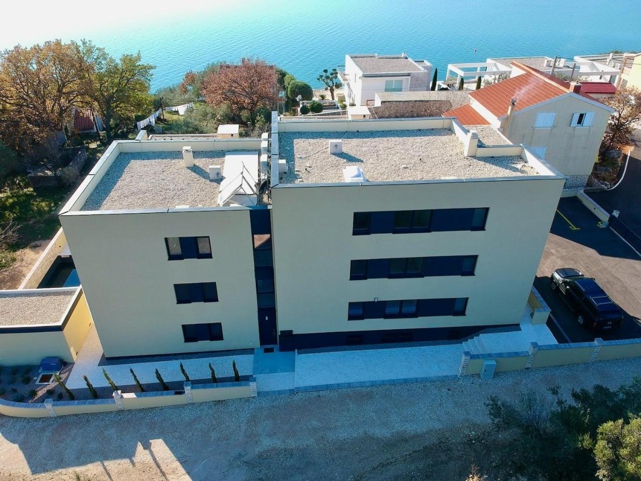 Ferienwohnung Mit Beheiztem Pool, 60 M Vom Strand 马斯莱尼察 外观 照片