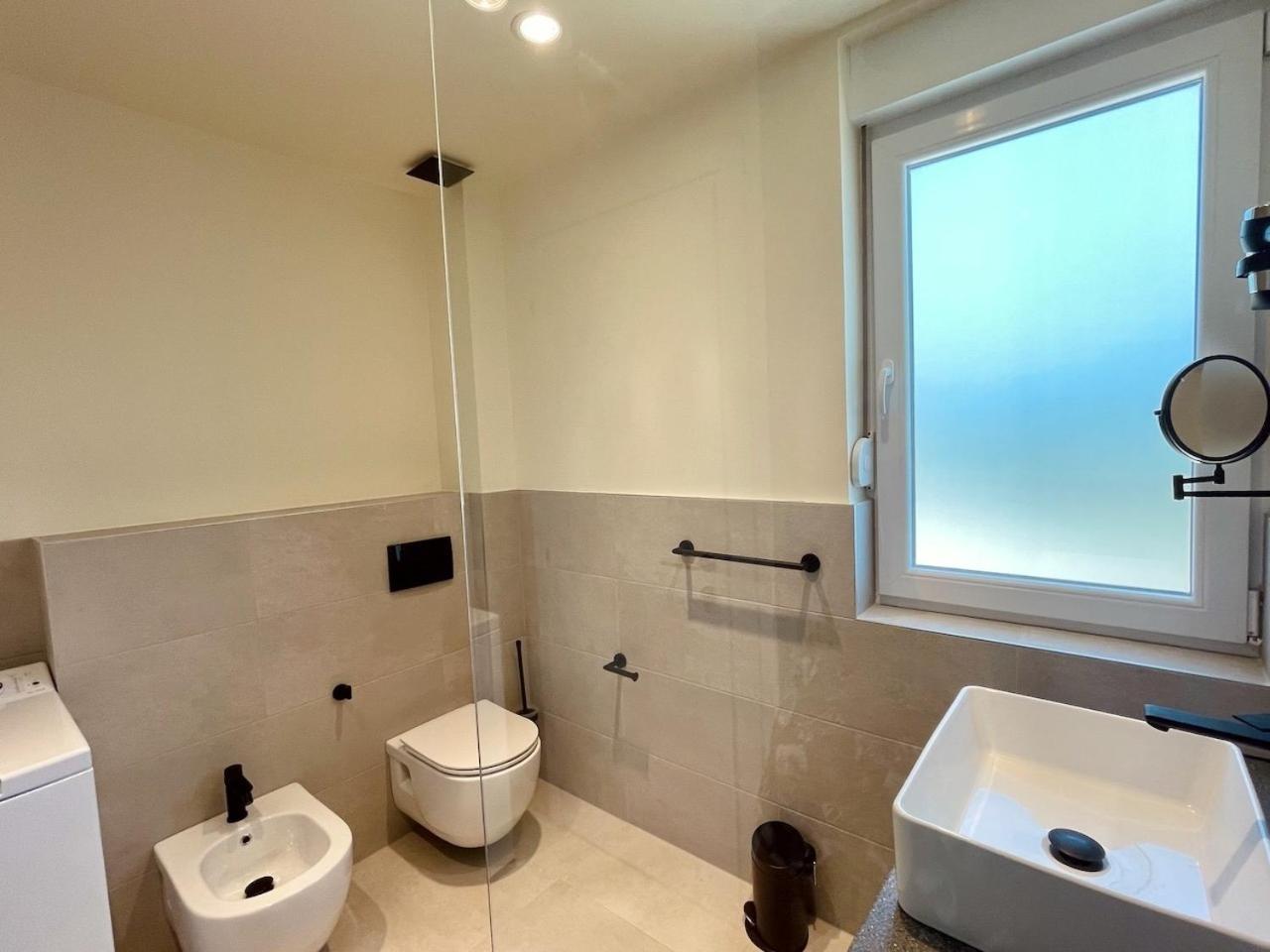 Ferienwohnung Mit Beheiztem Pool, 60 M Vom Strand 马斯莱尼察 外观 照片