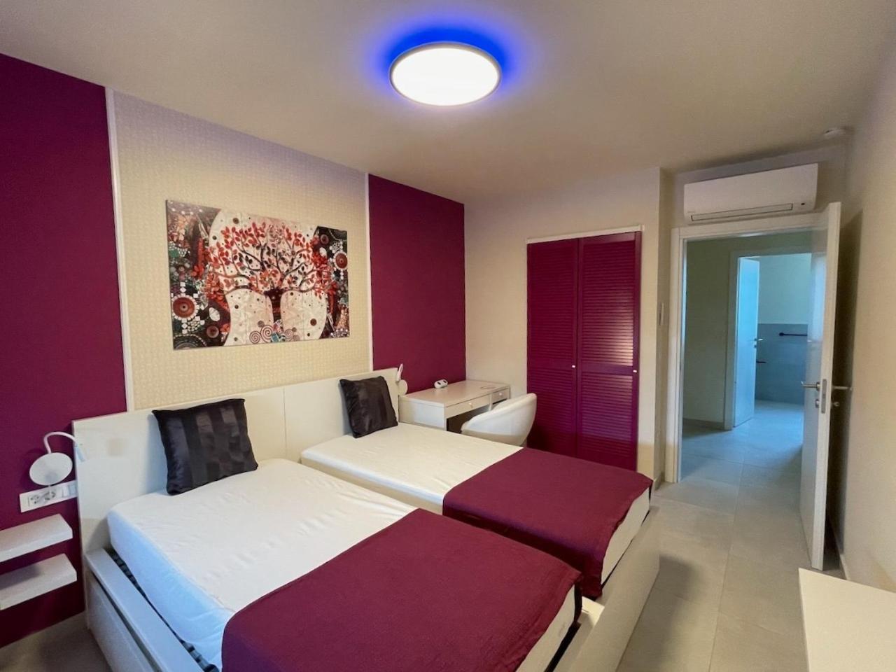 Ferienwohnung Mit Beheiztem Pool, 60 M Vom Strand 马斯莱尼察 外观 照片