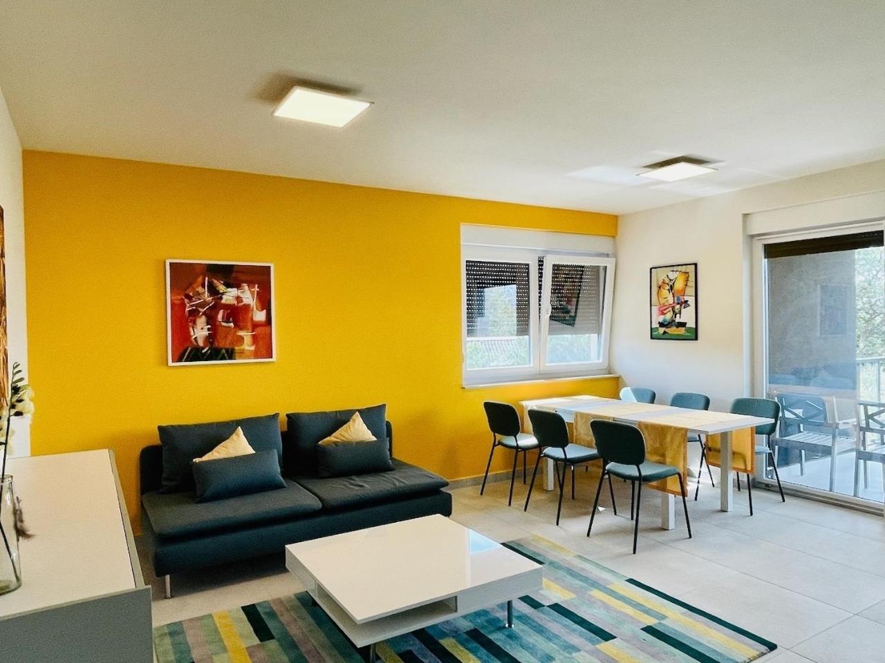 Ferienwohnung Mit Beheiztem Pool, 60 M Vom Strand 马斯莱尼察 外观 照片
